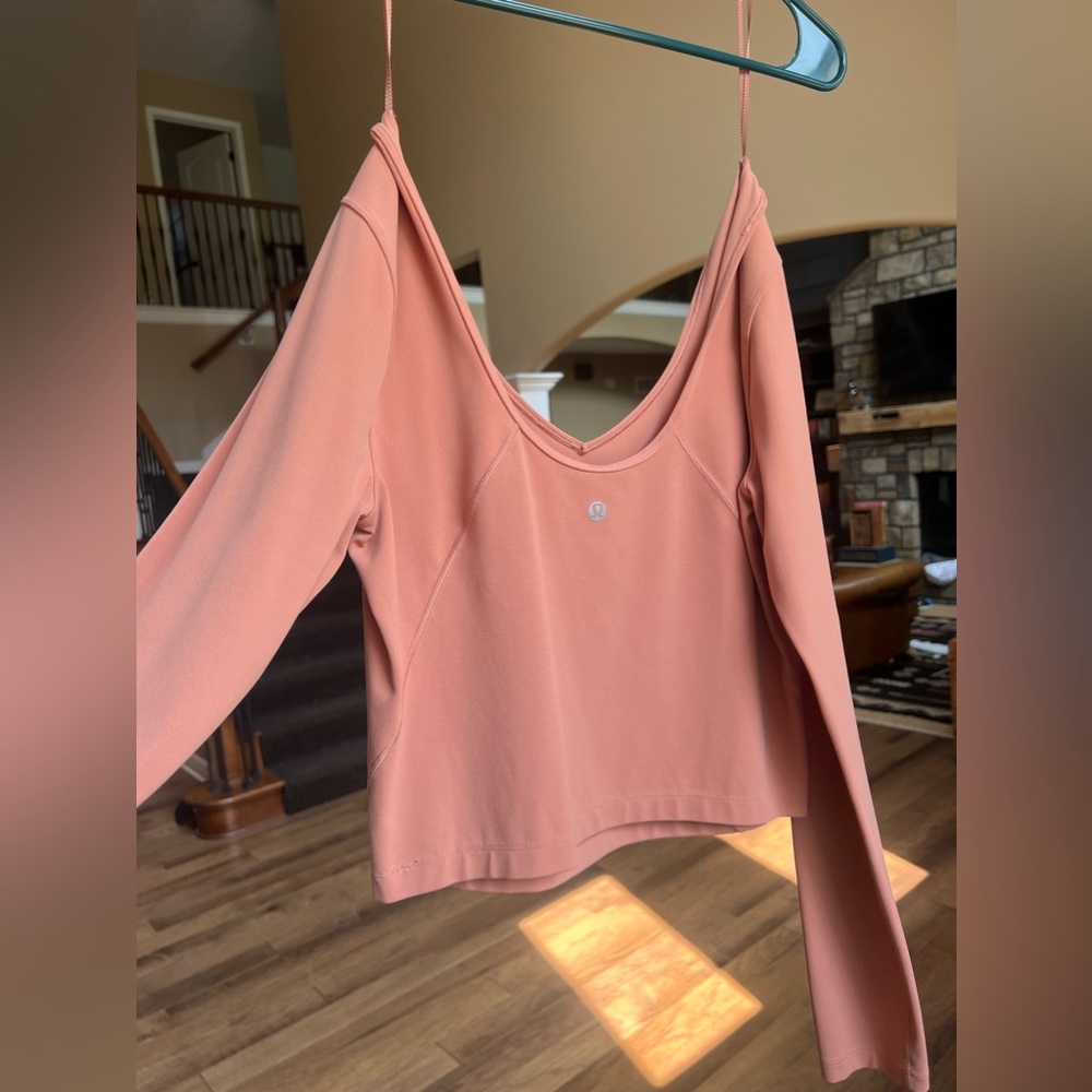 Lululemon long sleeve shirt.